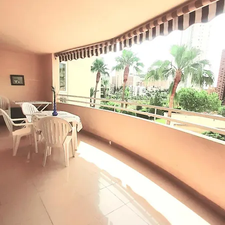 Benidorm Beach Segunda Linia بينايدورم